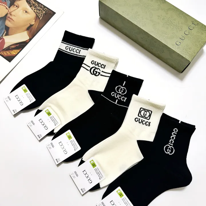 スーパーコピー グッチ 靴下