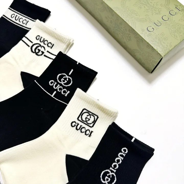 スーパーコピー グッチ 靴下