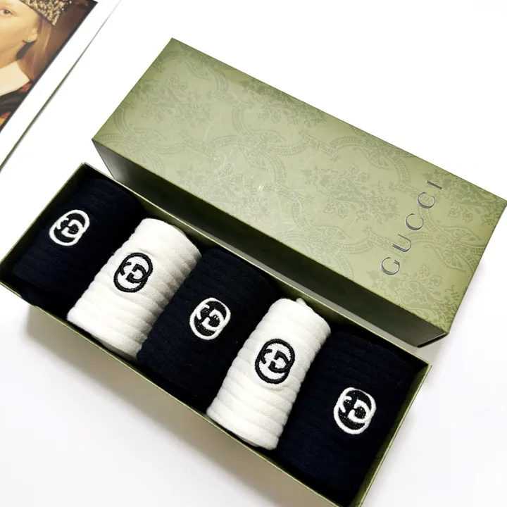 スーパーコピー グッチ 靴下