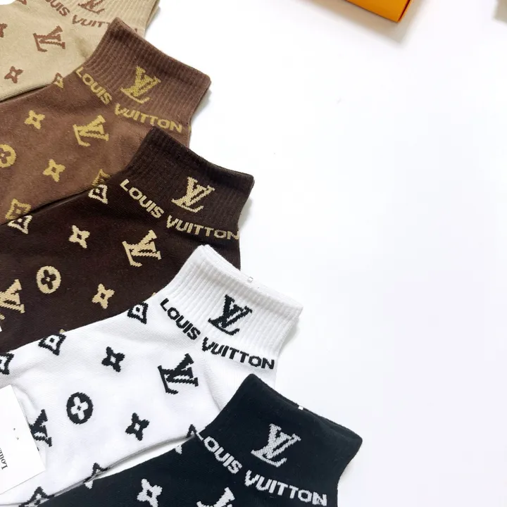 スーパーコピー ルイヴィトン 靴下