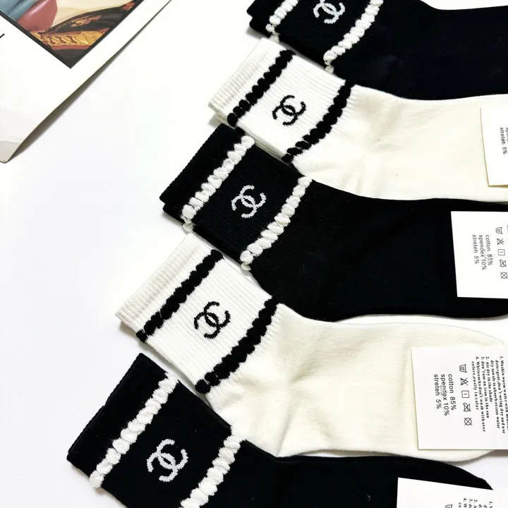 スーパーコピー シャネル 靴下