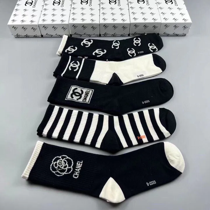 スーパーコピー シャネル 靴下