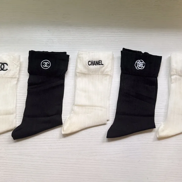 スーパーコピー シャネル 靴下