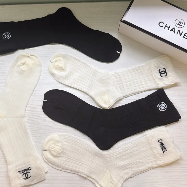 スーパーコピー シャネル 靴下