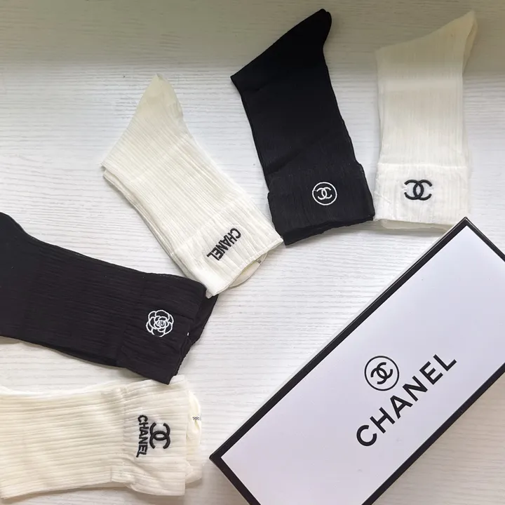 スーパーコピー シャネル 靴下