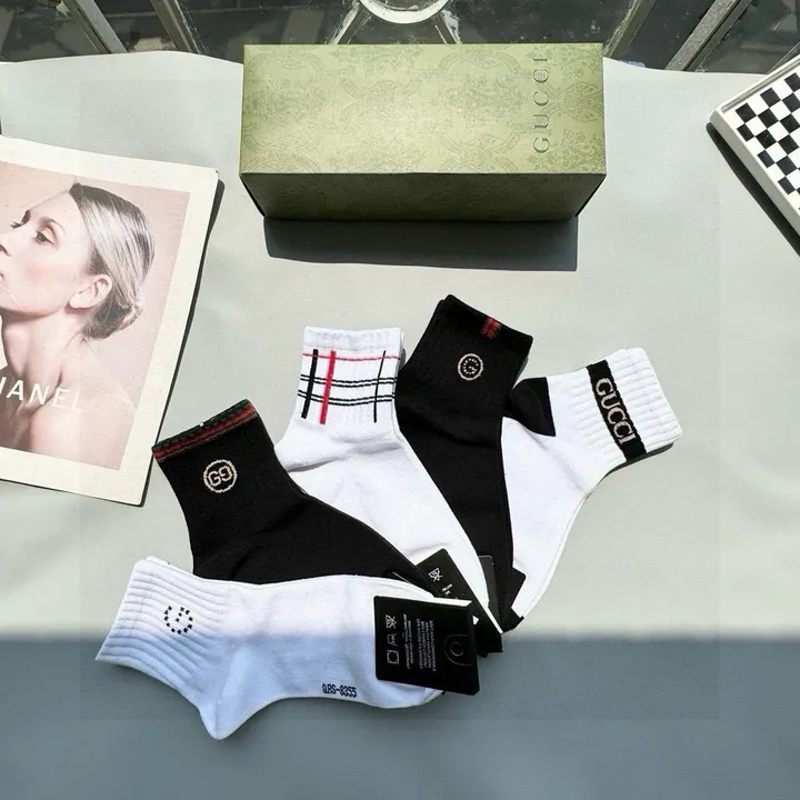 スーパーコピー グッチ 靴下