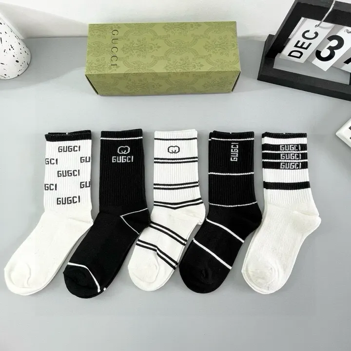 スーパーコピー グッチ 靴下