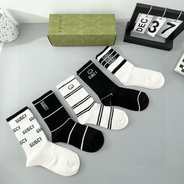スーパーコピー グッチ 靴下