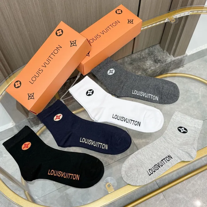 スーパーコピー ルイヴィトン 靴下