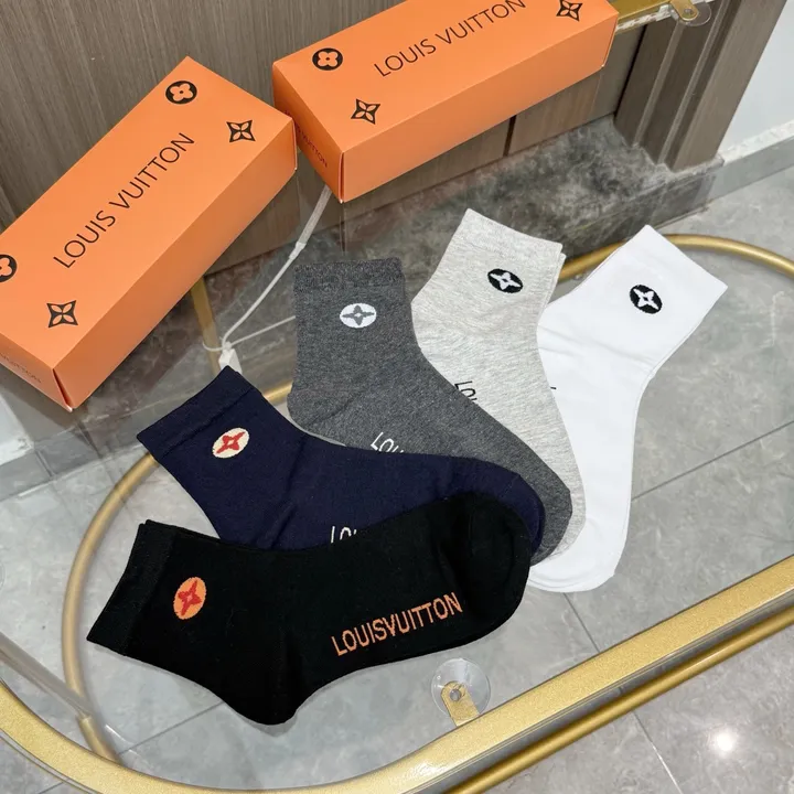 スーパーコピー ルイヴィトン 靴下