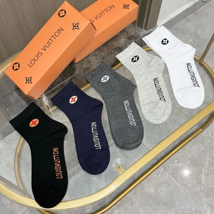 スーパーコピー ルイヴィトン 靴下