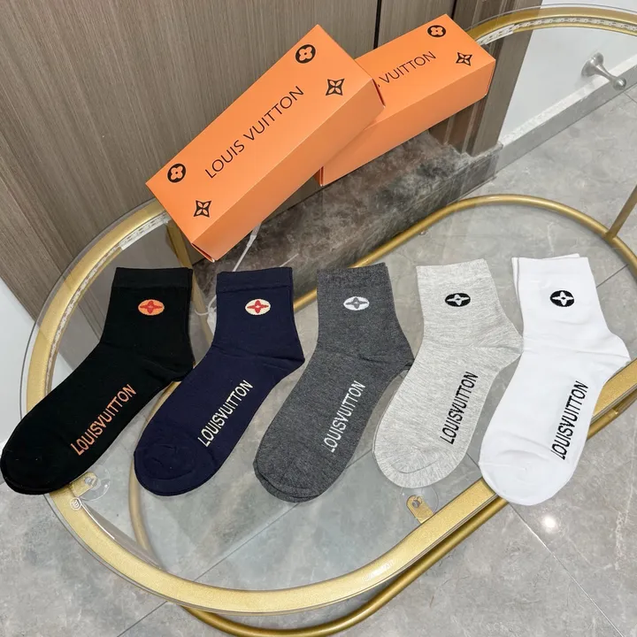 スーパーコピー ルイヴィトン 靴下