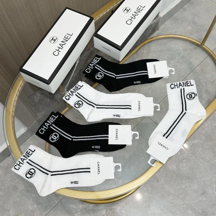 スーパーコピー シャネル 靴下