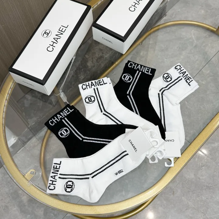 スーパーコピー シャネル 靴下