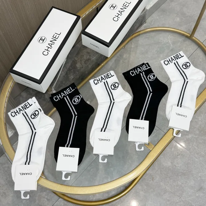 スーパーコピー シャネル 靴下