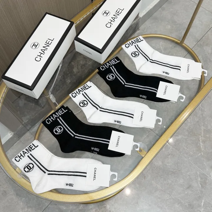 スーパーコピー シャネル 靴下