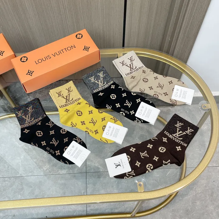 スーパーコピー ルイヴィトン 靴下