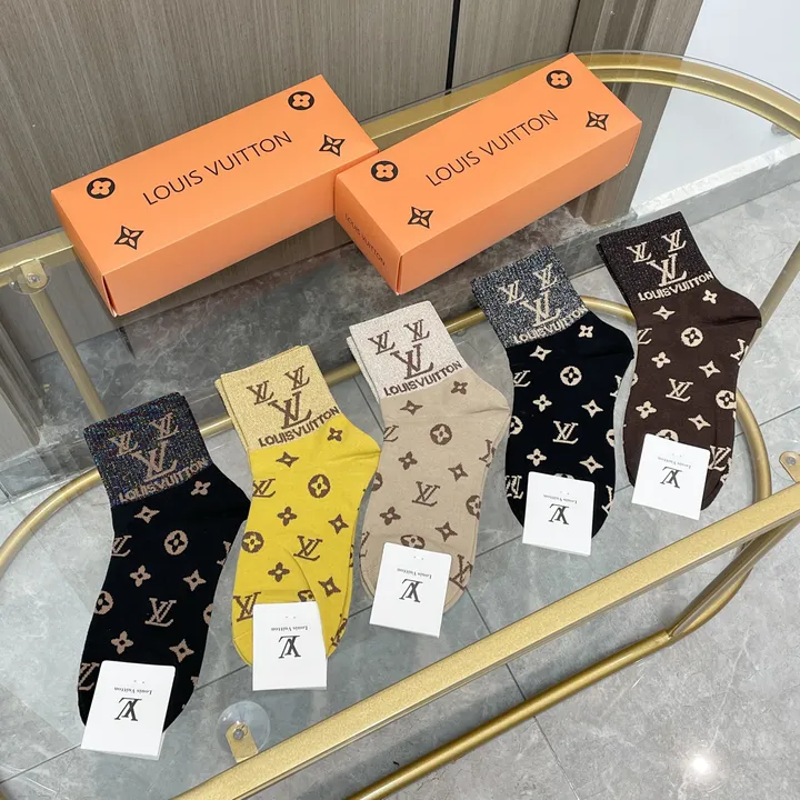 スーパーコピー ルイヴィトン 靴下