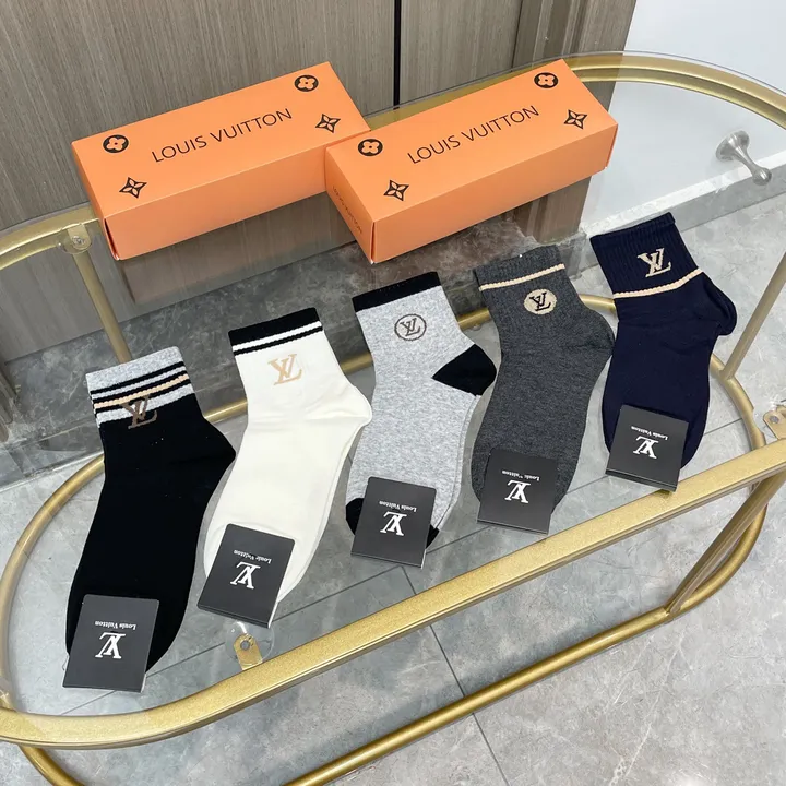 スーパーコピー ルイヴィトン 靴下