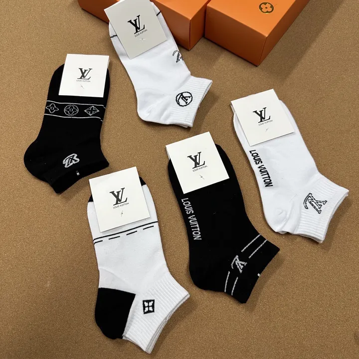 スーパーコピー ルイヴィトン 靴下