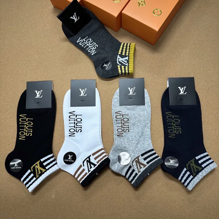 スーパーコピー ルイヴィトン 靴下