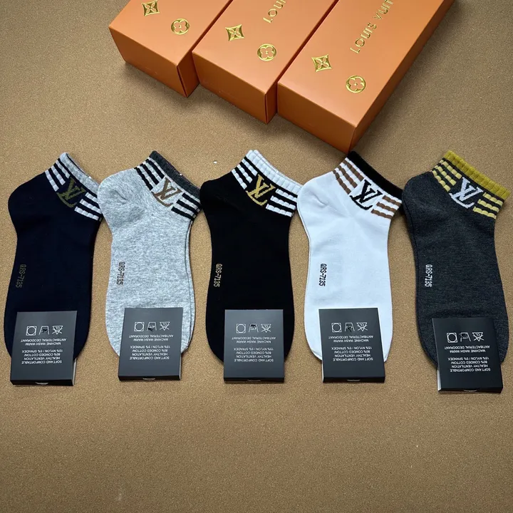 スーパーコピー ルイヴィトン 靴下