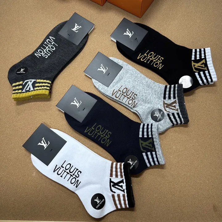 スーパーコピー ルイヴィトン 靴下