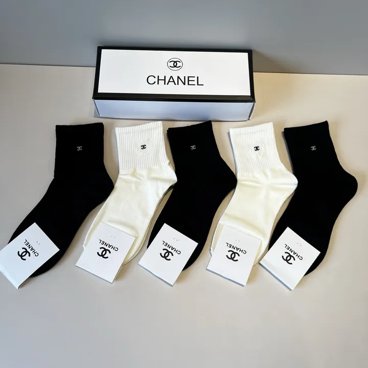 スーパーコピー シャネル 靴下