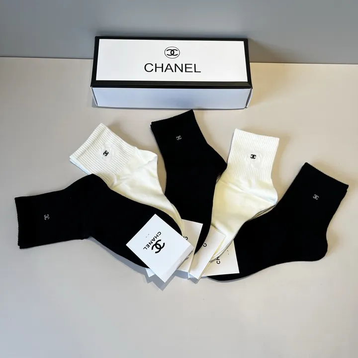 スーパーコピー シャネル 靴下