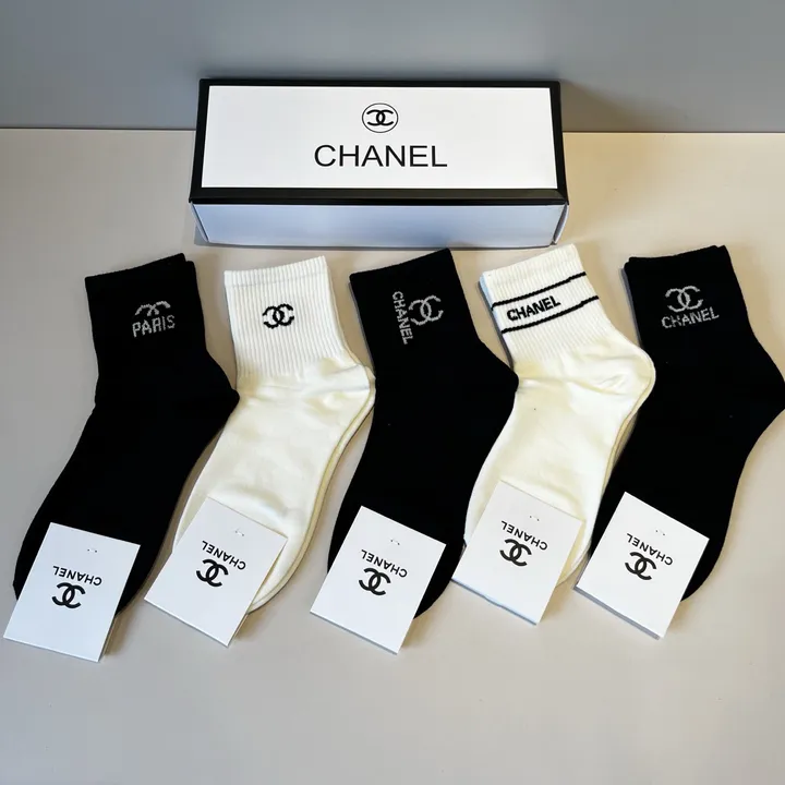 スーパーコピー シャネル 靴下
