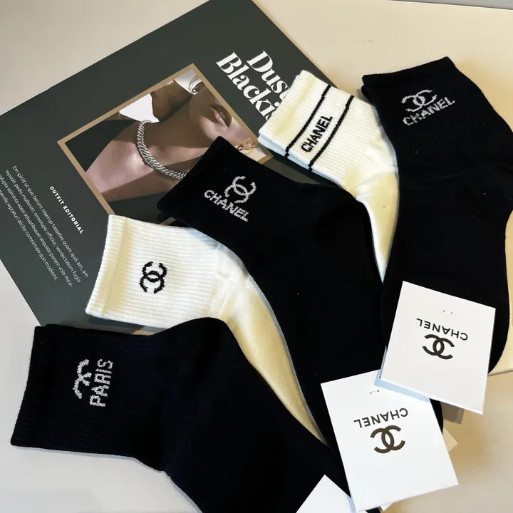スーパーコピー シャネル 靴下