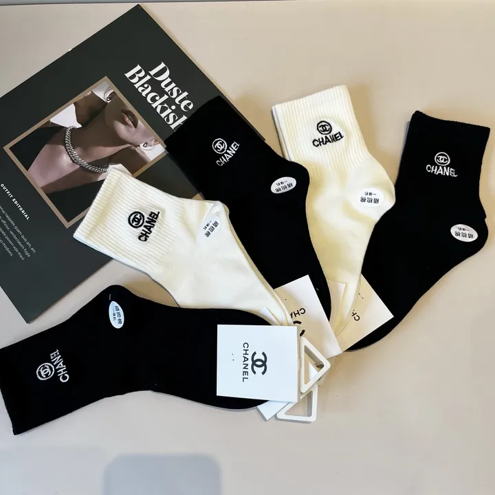スーパーコピー シャネル 靴下