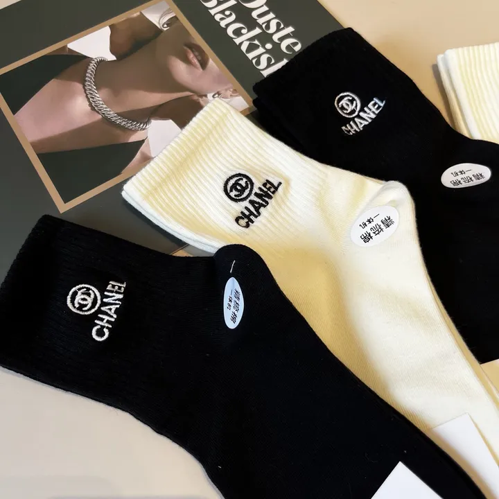 スーパーコピー シャネル 靴下