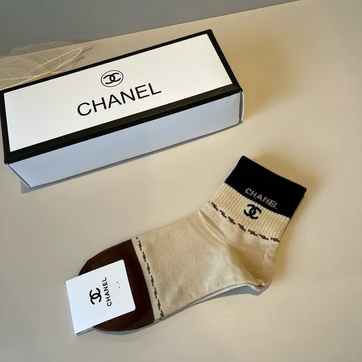 スーパーコピー シャネル 靴下
