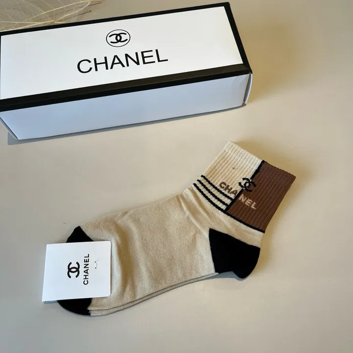 スーパーコピー シャネル 靴下