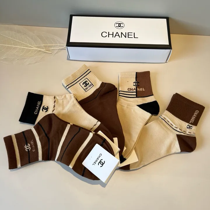 スーパーコピー シャネル 靴下