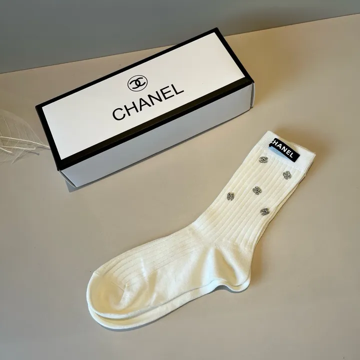 スーパーコピー シャネル 靴下
