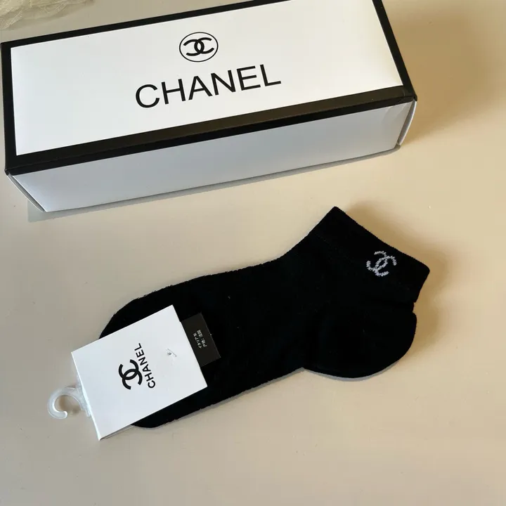 スーパーコピー シャネル 靴下