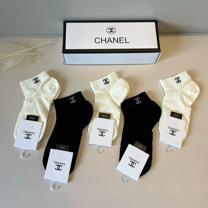 スーパーコピー シャネル 靴下