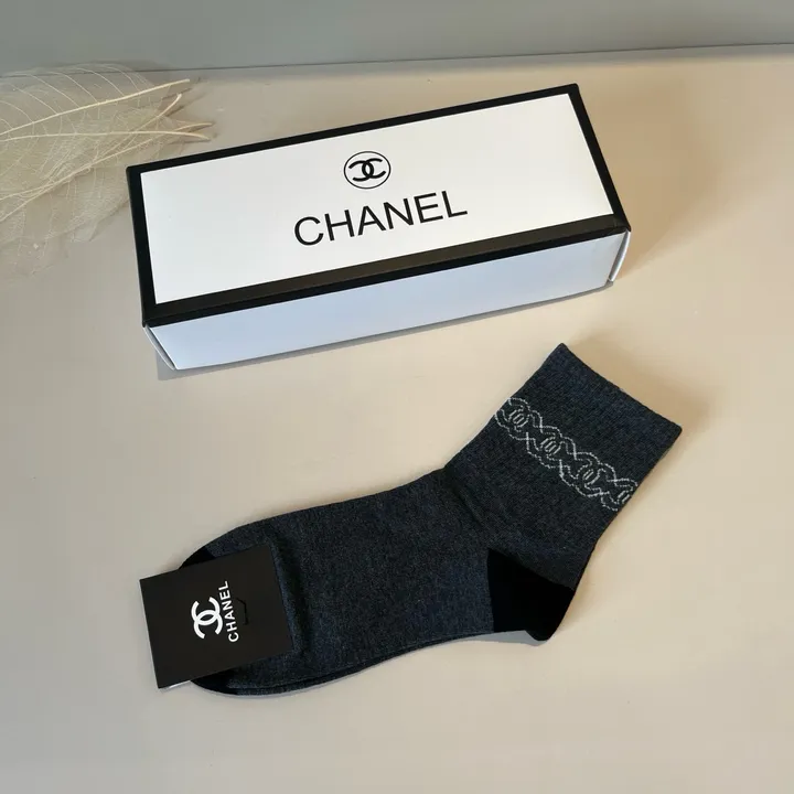 スーパーコピー シャネル 靴下