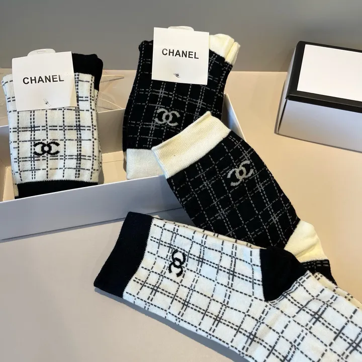 スーパーコピー シャネル 靴下