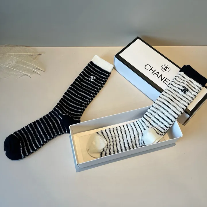 スーパーコピー シャネル 靴下