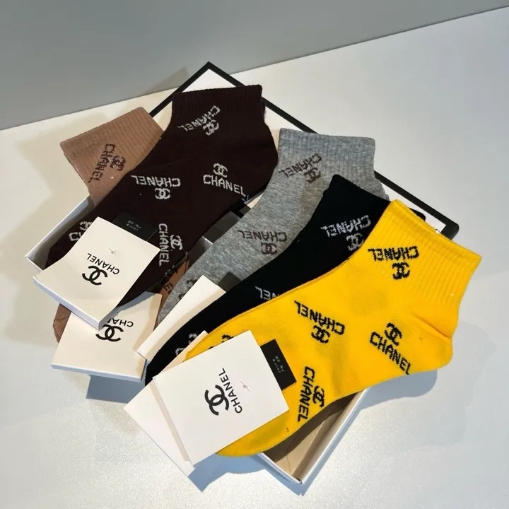 スーパーコピー シャネル 靴下