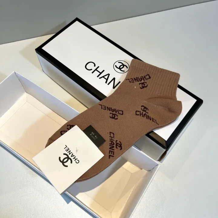 スーパーコピー シャネル 靴下