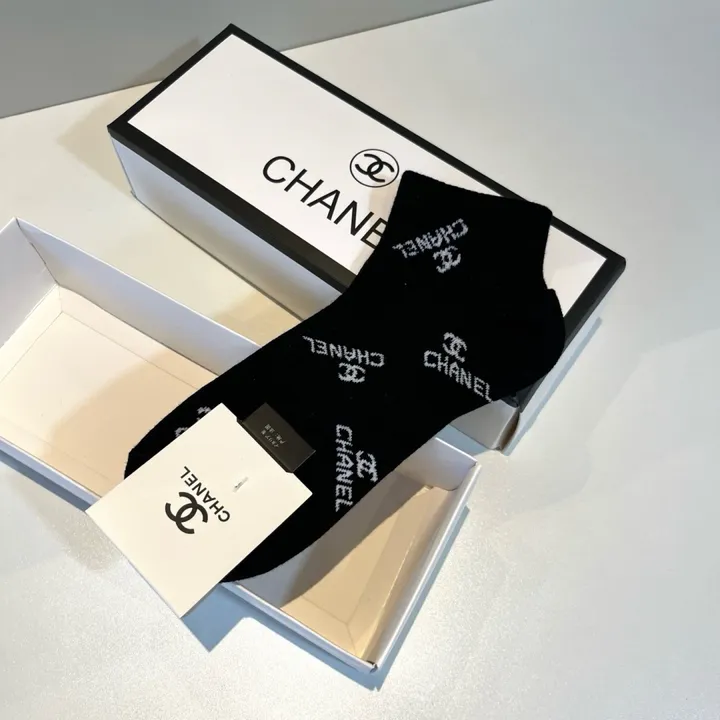 スーパーコピー シャネル 靴下