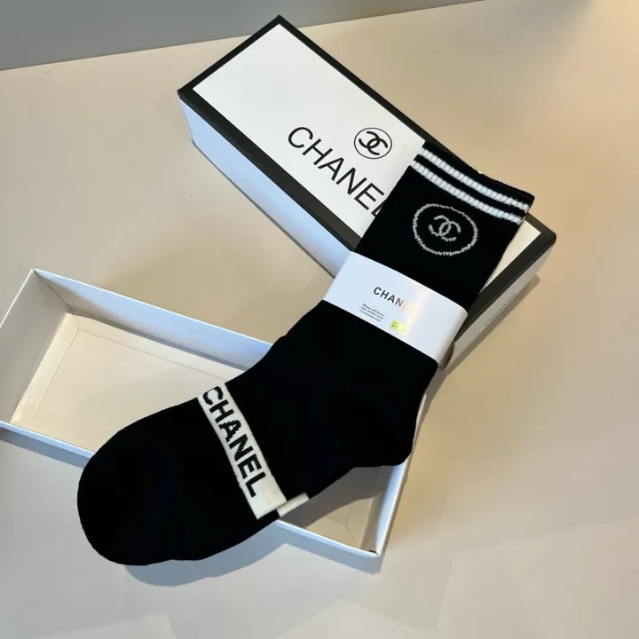 スーパーコピー シャネル 靴下