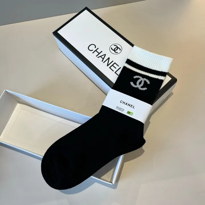 スーパーコピー シャネル 靴下