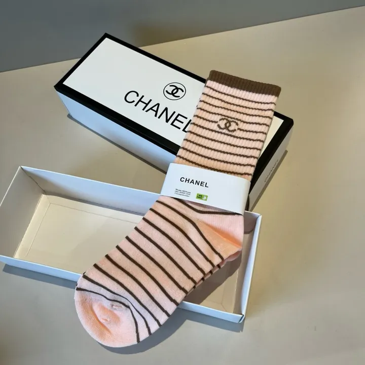 スーパーコピー シャネル 靴下