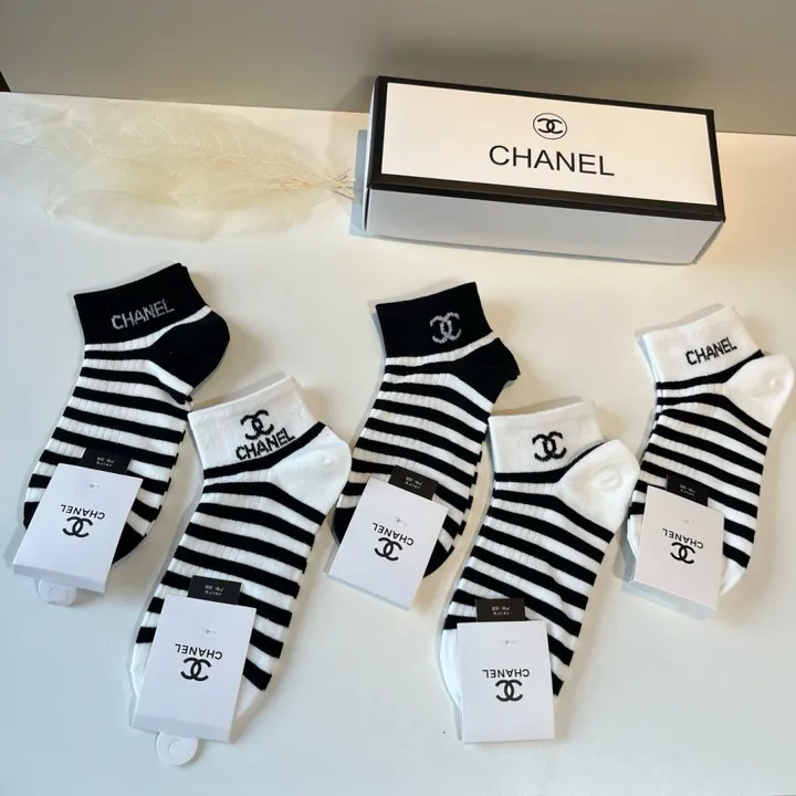 スーパーコピー シャネル 靴下