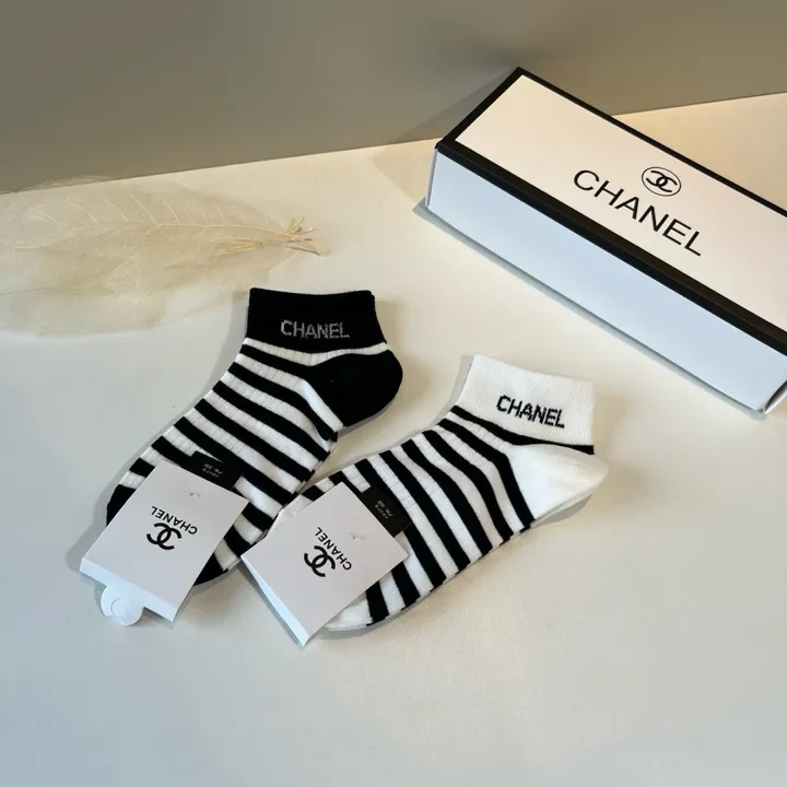 スーパーコピー シャネル 靴下